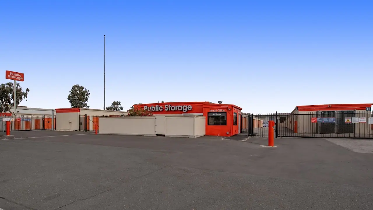 Public Storage, RV storage in San Carlos