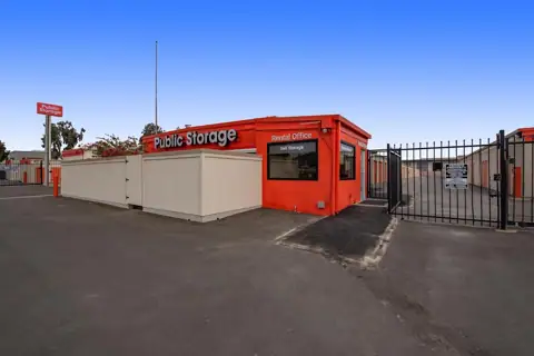 Public Storage photo 3