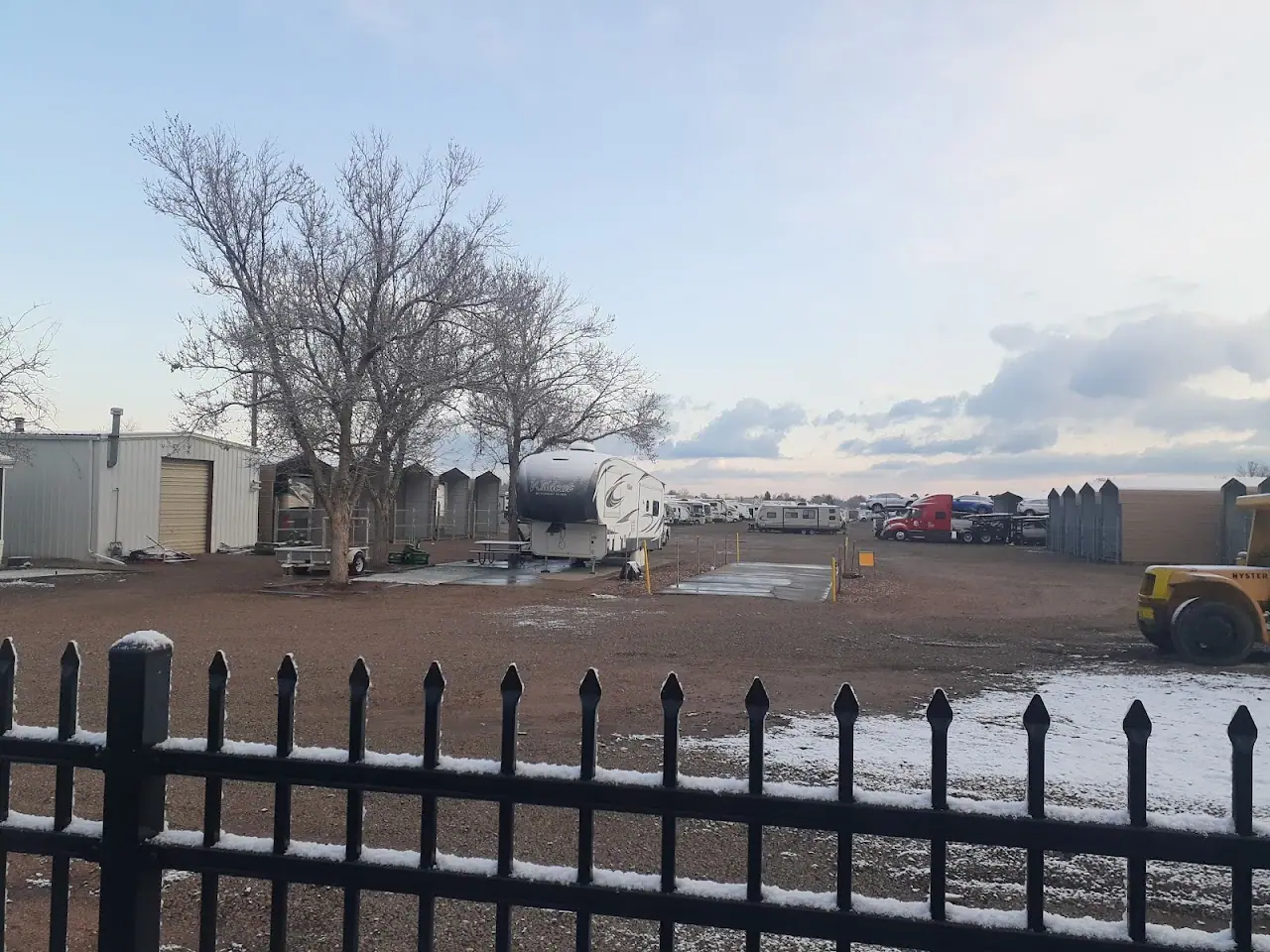Hampton Yards RV Storage, RV storage in Aurora