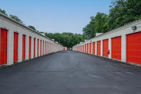 Public Storage photo 2