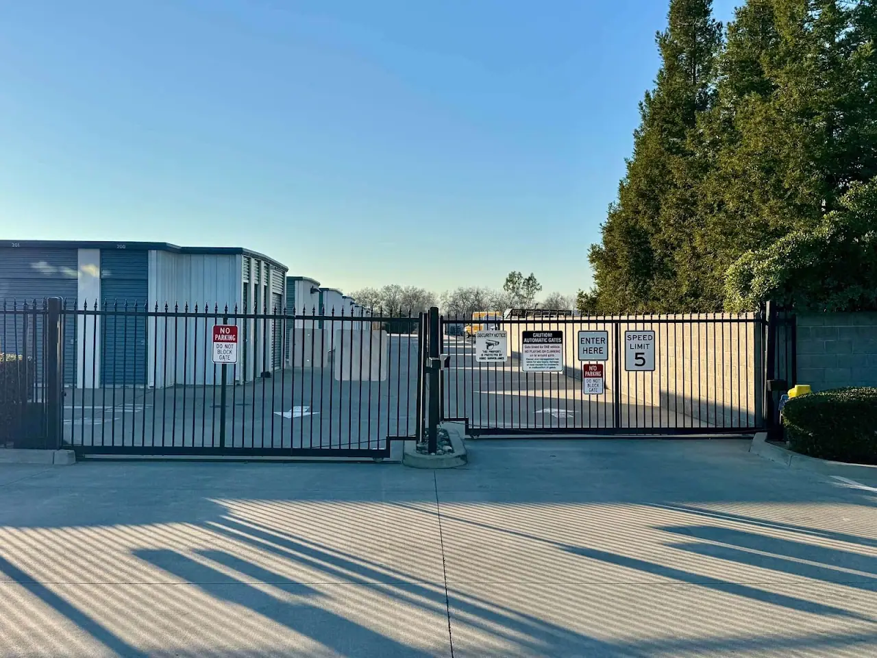 Plumas Lake Self Storage, RV storage in Plumas Lake