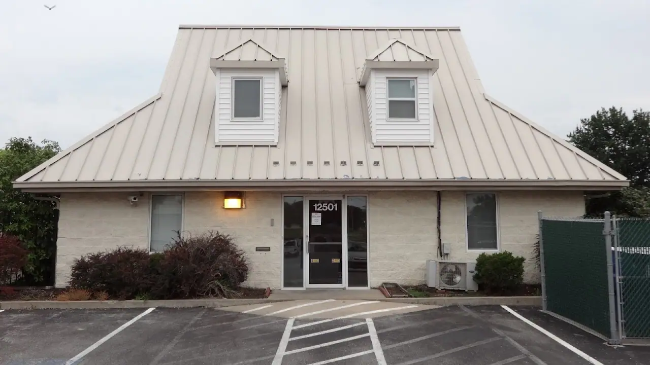 Public Storage, RV storage in Overland Park