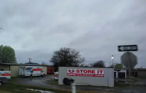 Wagoner U Stor it photo 3