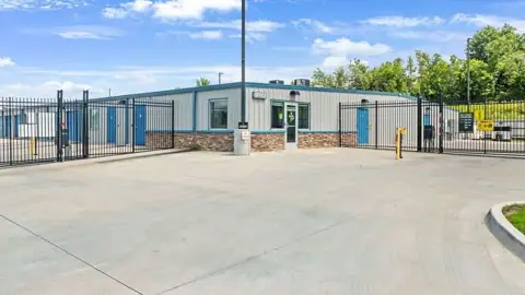 Extra Space Storage in Tulsa, OK