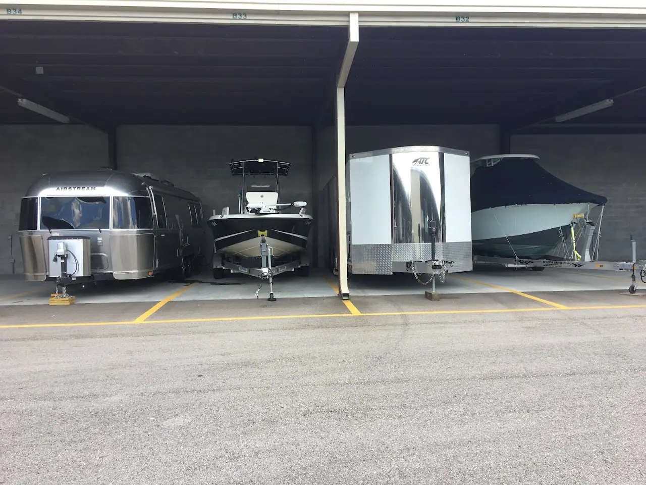 Honey Bee RV Storage, RV storage in Bonita Springs