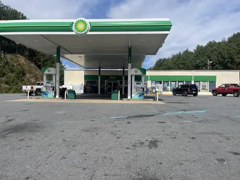 Parton's Trading Post photo 2