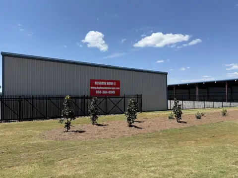Daphne VIP Storage in Daphne, AL
