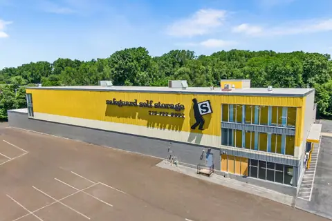 Safeguard Self Storage in Philadelphia, PA