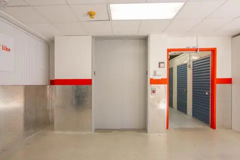 Public Storage photo 3