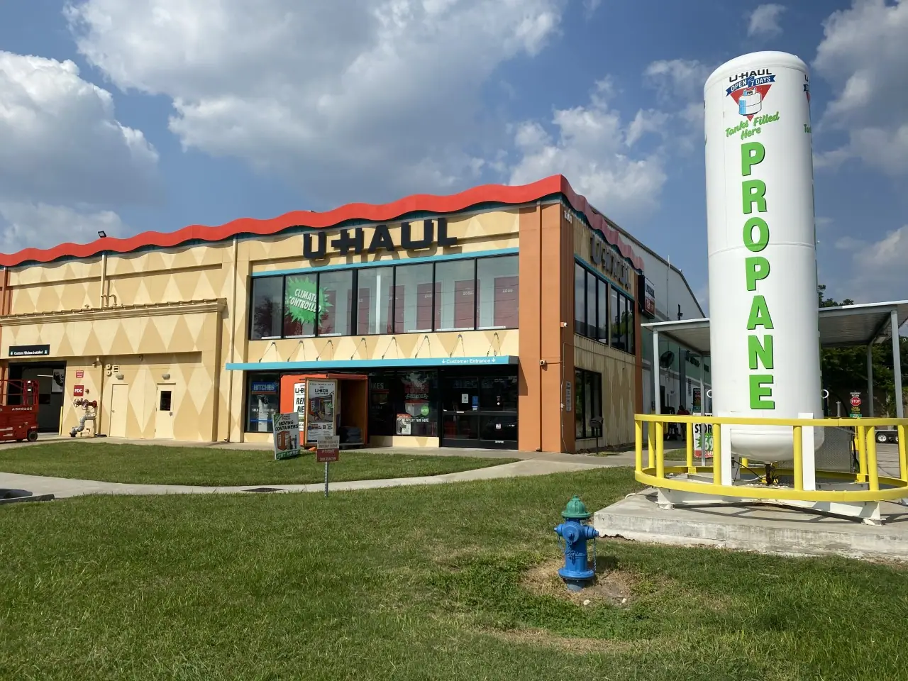 Self-Storage at U-Haul, RV storage in Houston