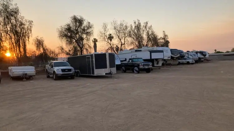 Low Cost Secure RV & Boat Storage, RV storage in Waddell