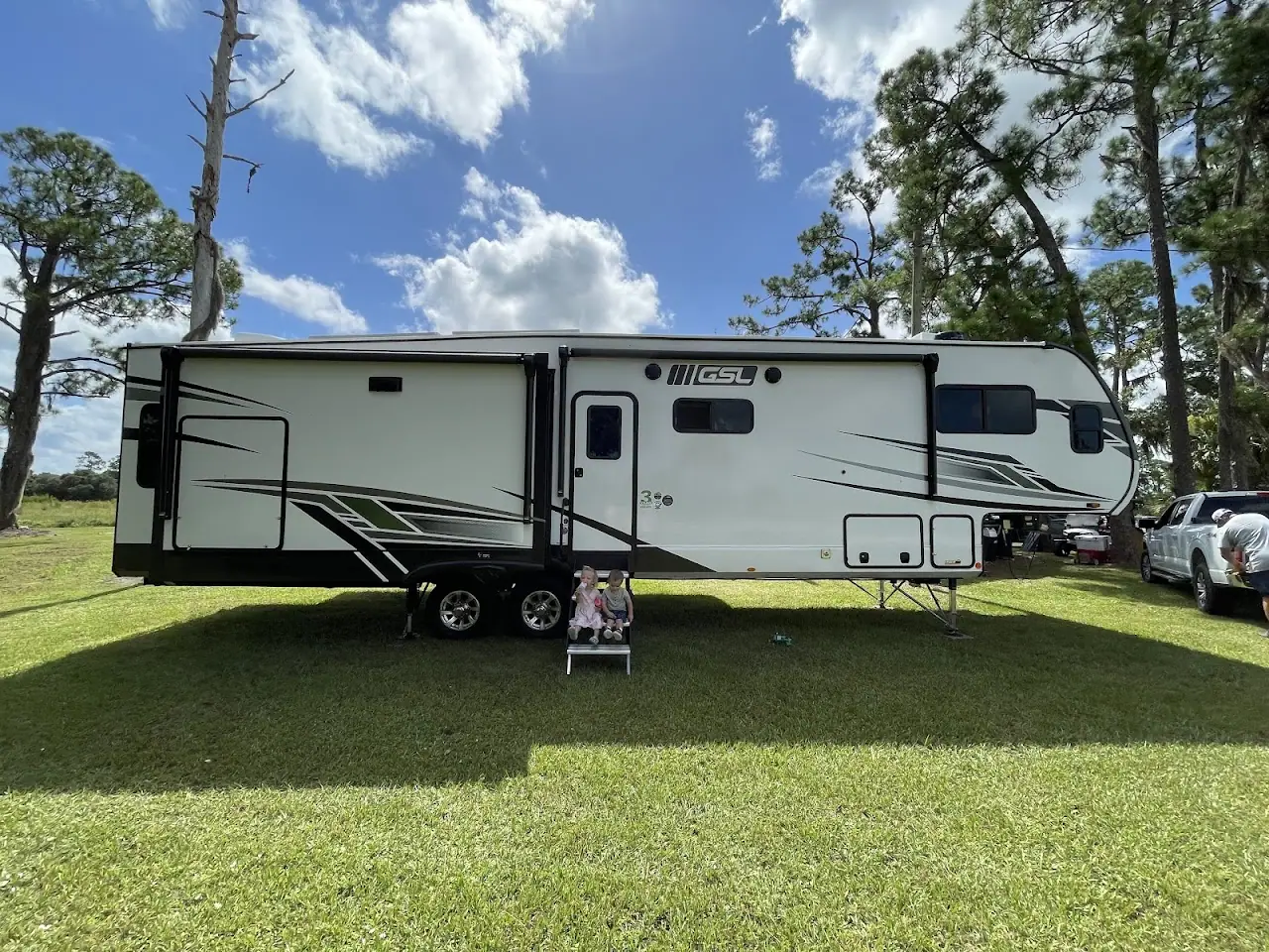 A to Z RV Super Center, RV storage in Ocala