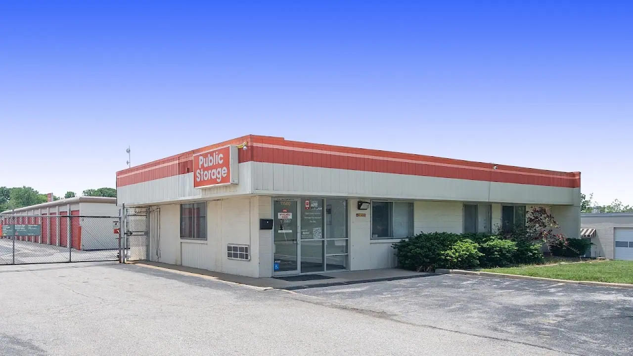 Public Storage, RV storage in St. Louis