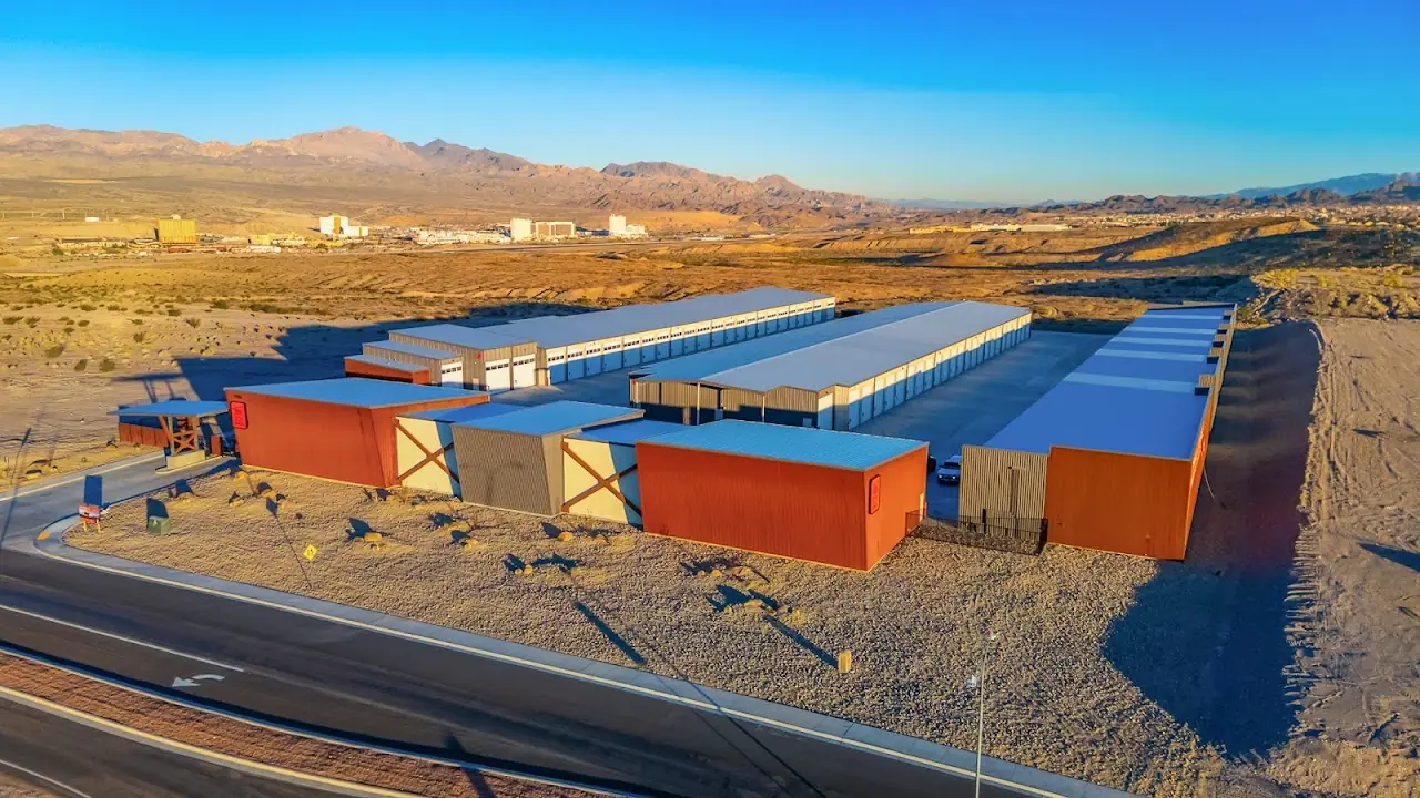Toy Shack Storage - Bullhead City, RV storage in Bullhead City