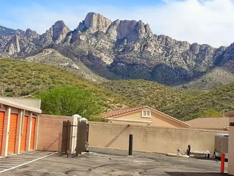 Public Storage photo 2