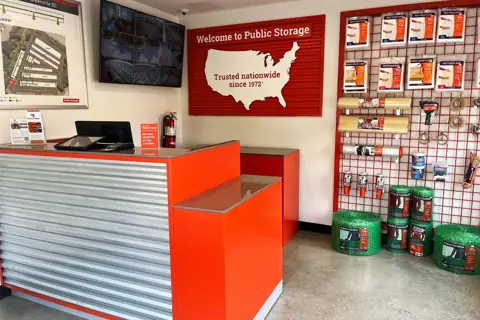 Public Storage photo 2