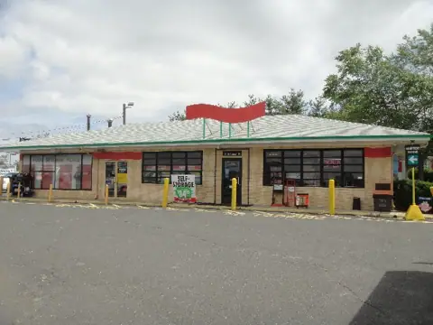 Self-Storage at U-Haul in Old Bridge, NJ