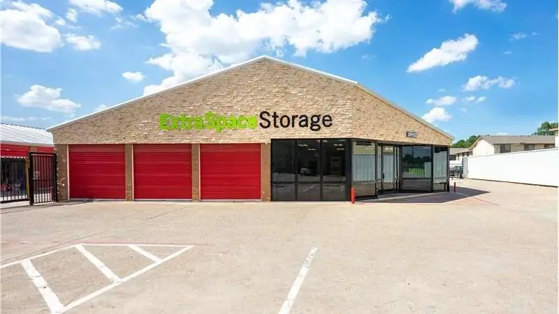 Extra Space Storage, RV storage in Irving