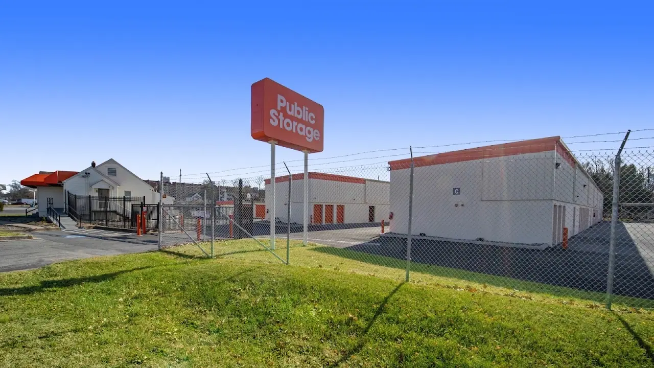 Public Storage, RV storage in Laurel