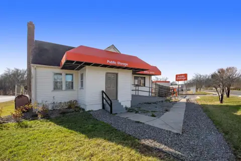 Public Storage photo 2