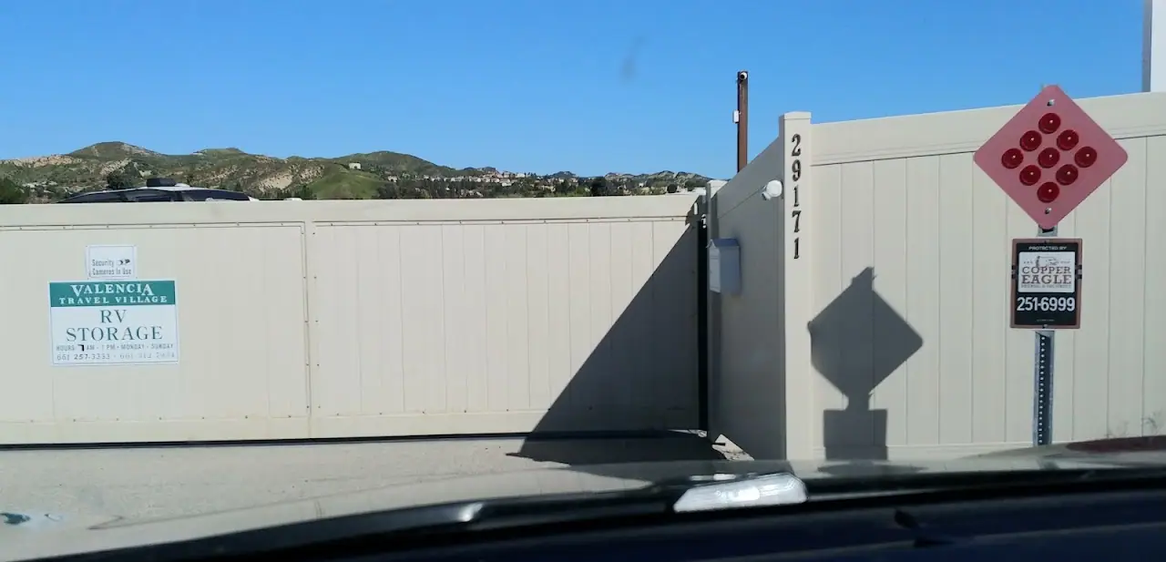 Valencia Travel RV Storage, RV storage in Valencia