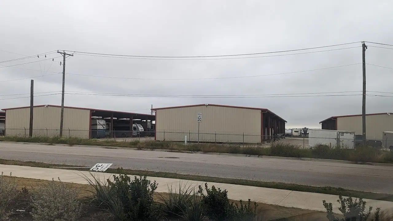 Continental Boat and RV Storage, RV storage in Hutto