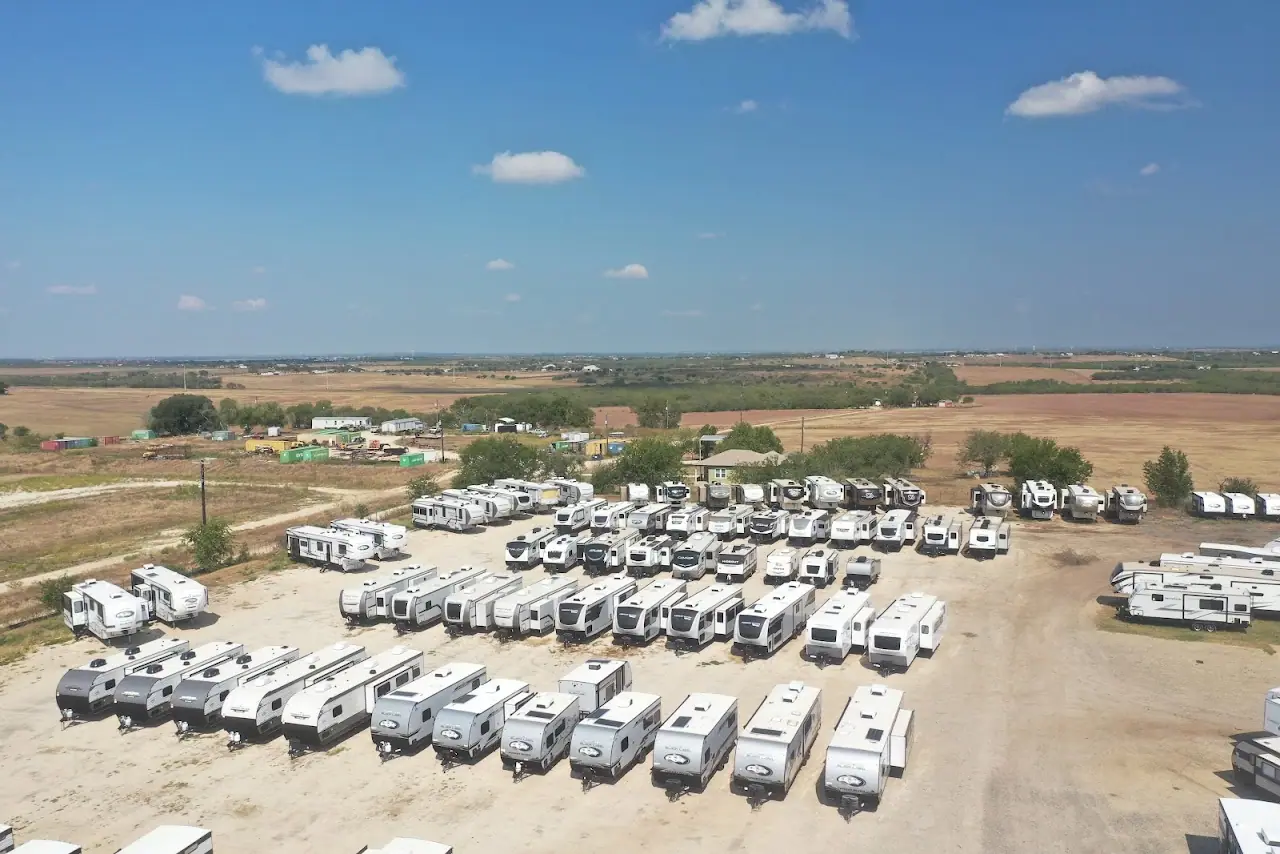 San Antonio RV's Storage, RV storage in Seguin