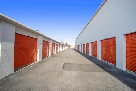 Public Storage photo 3