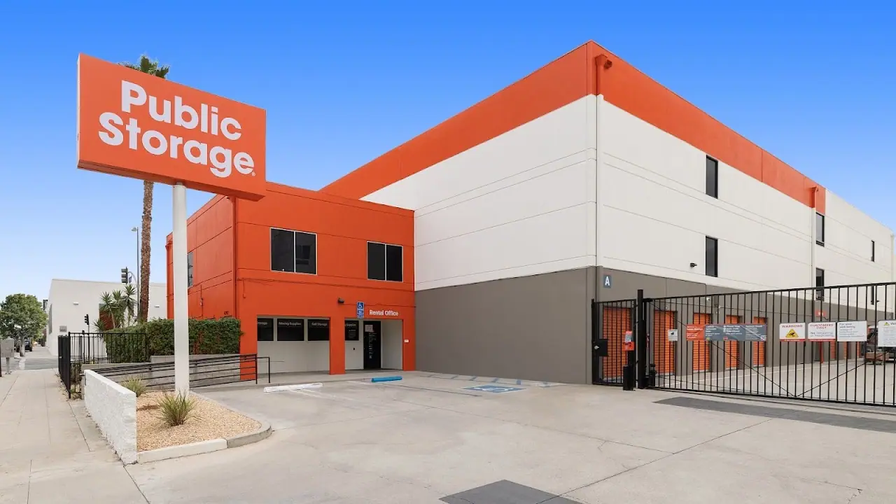 Public Storage, RV storage in Los Angeles