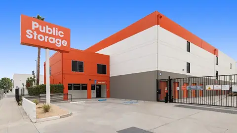 Public Storage photo 2