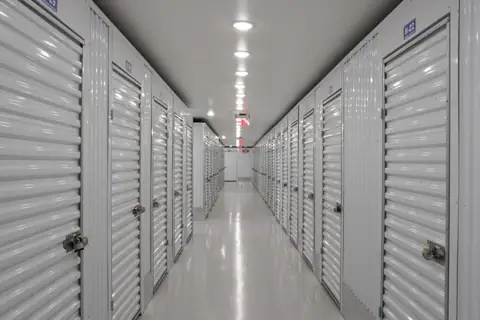 Public Storage photo 2