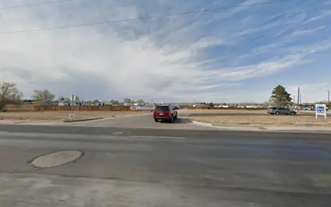 4TH STREET RV & BOAT photo 2