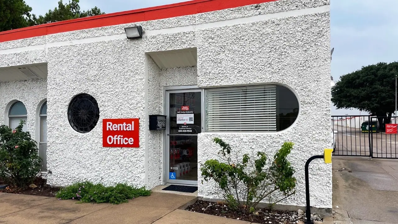 Public Storage, RV storage in Fort Worth
