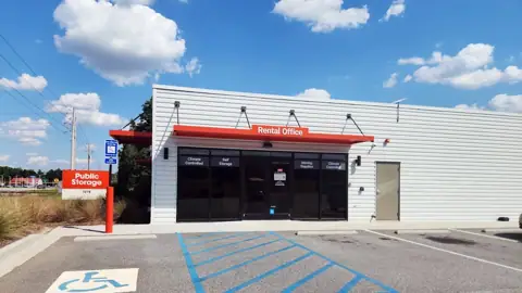 Public Storage photo 2