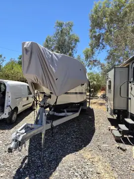 Challenger way storage photo 3