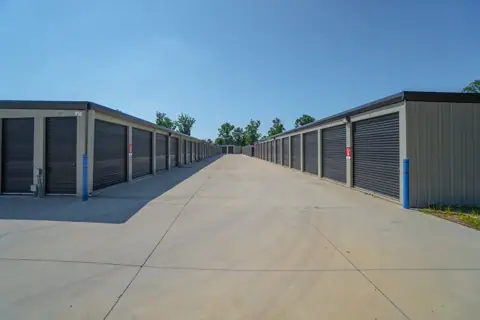 10 Federal Storage photo 3