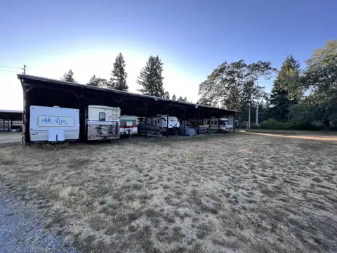Howard's RV Storage photo 2