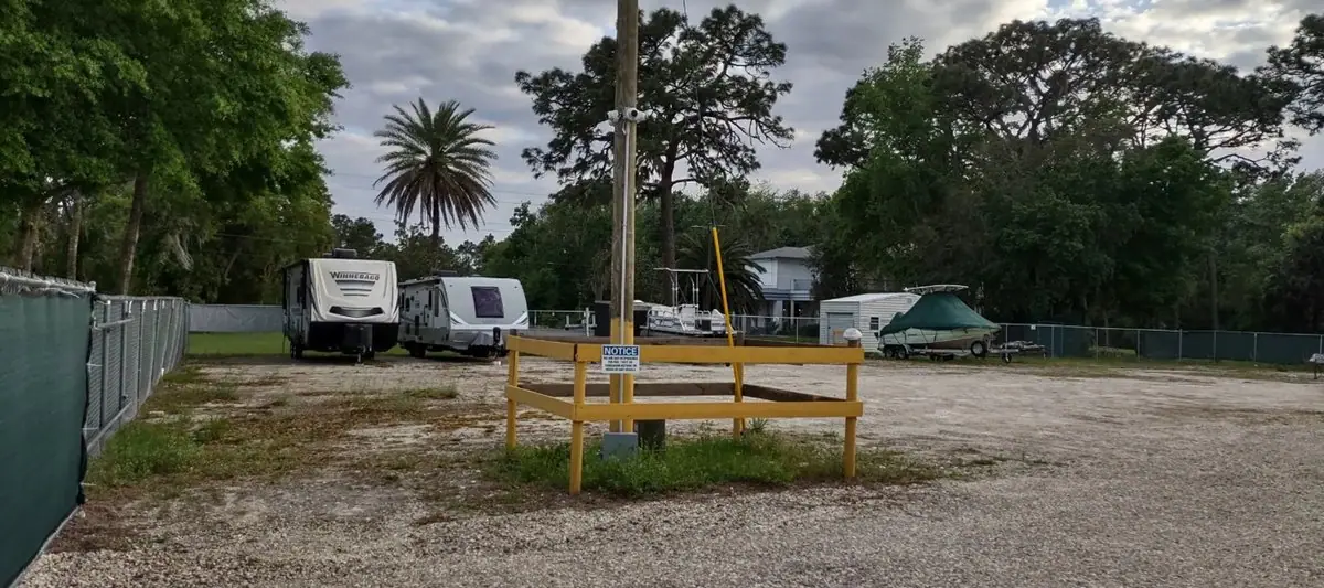 Neighbor RV & Boat Storage, RV storage in Crystal River