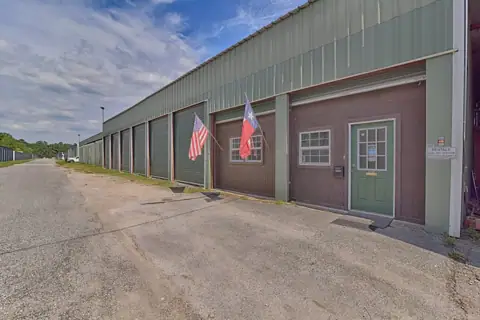 Fairlake Storage photo 2