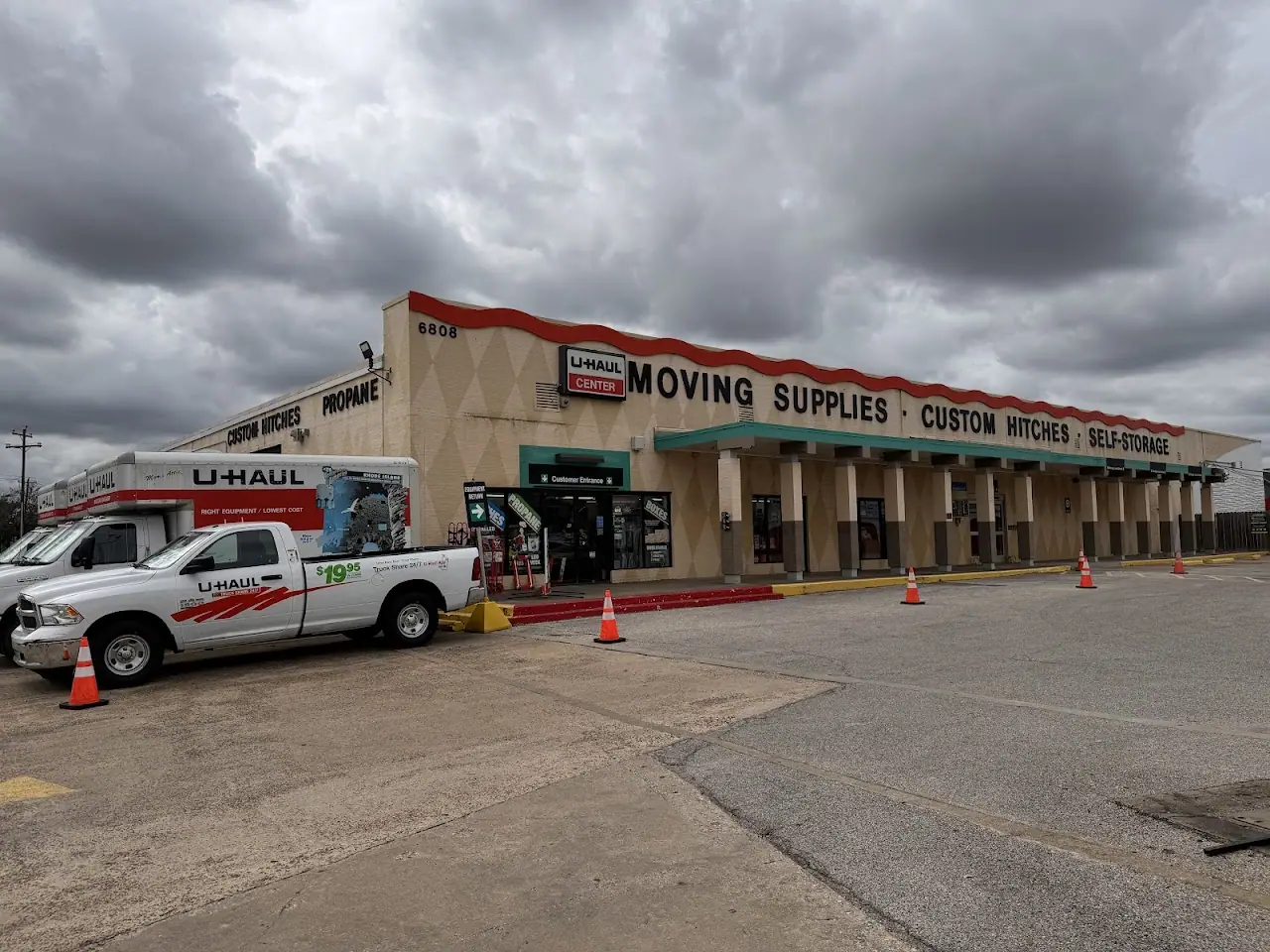 Self-Storage at U-Haul, RV storage in Houston