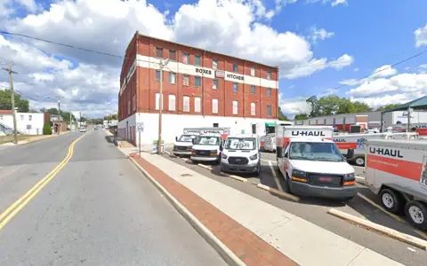 U-Haul Trailer Hitch Super Center of Downtown Lynchburg photo 2