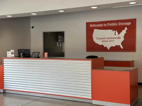 Public Storage photo 2
