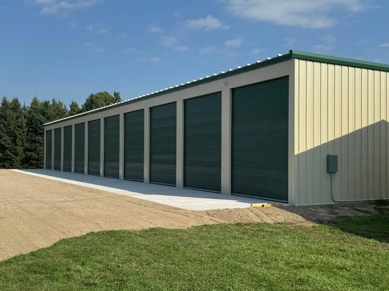 Dutchmans Bay Storage, RV storage in East Jordan