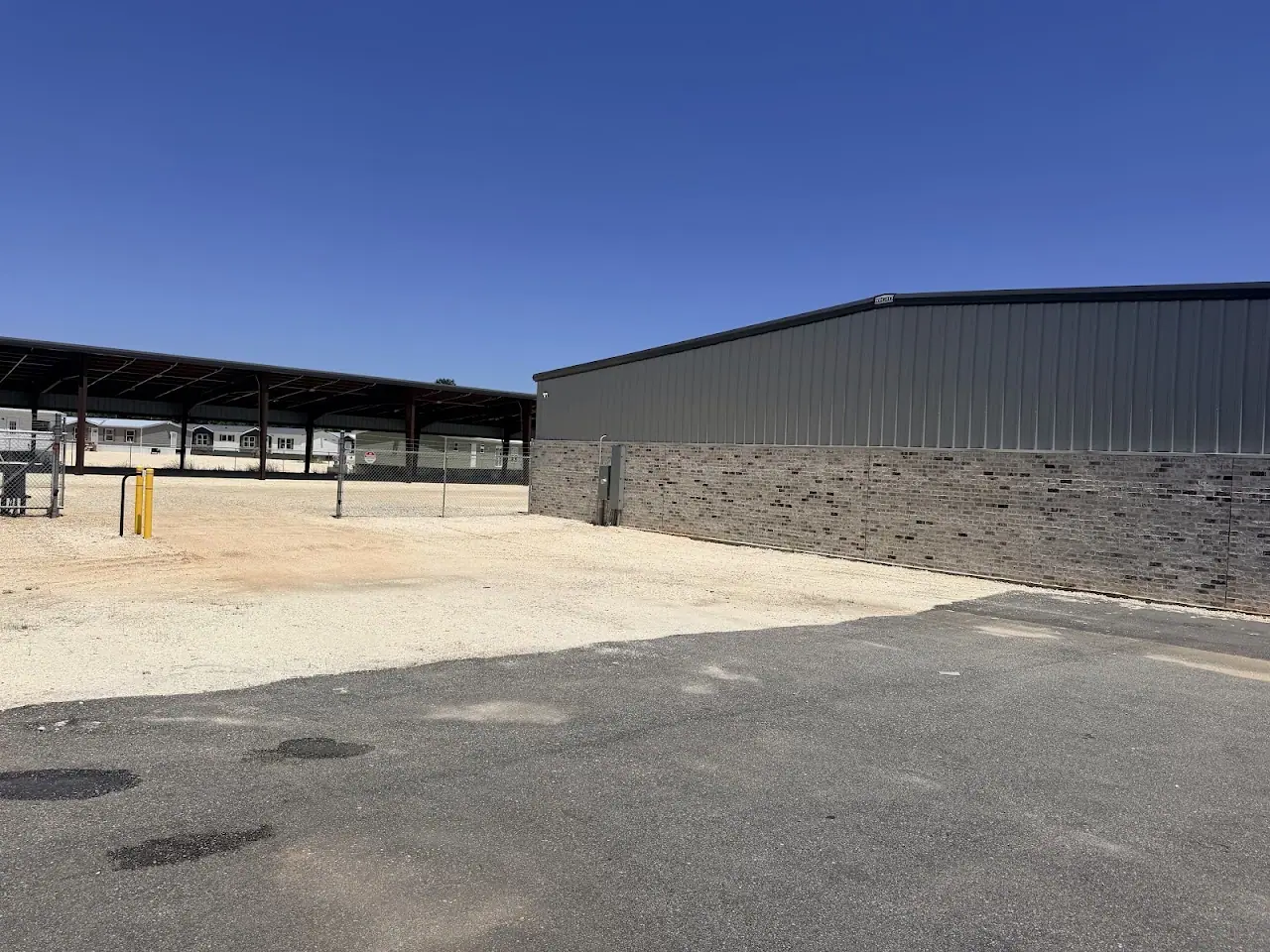 Lilly Pad Storage, RV storage in Robertsdale