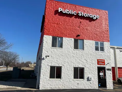 Public Storage photo 3
