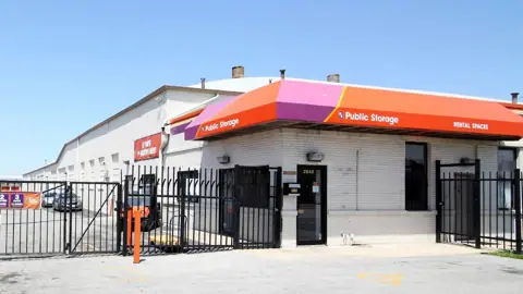 Public Storage in Chicago, IL