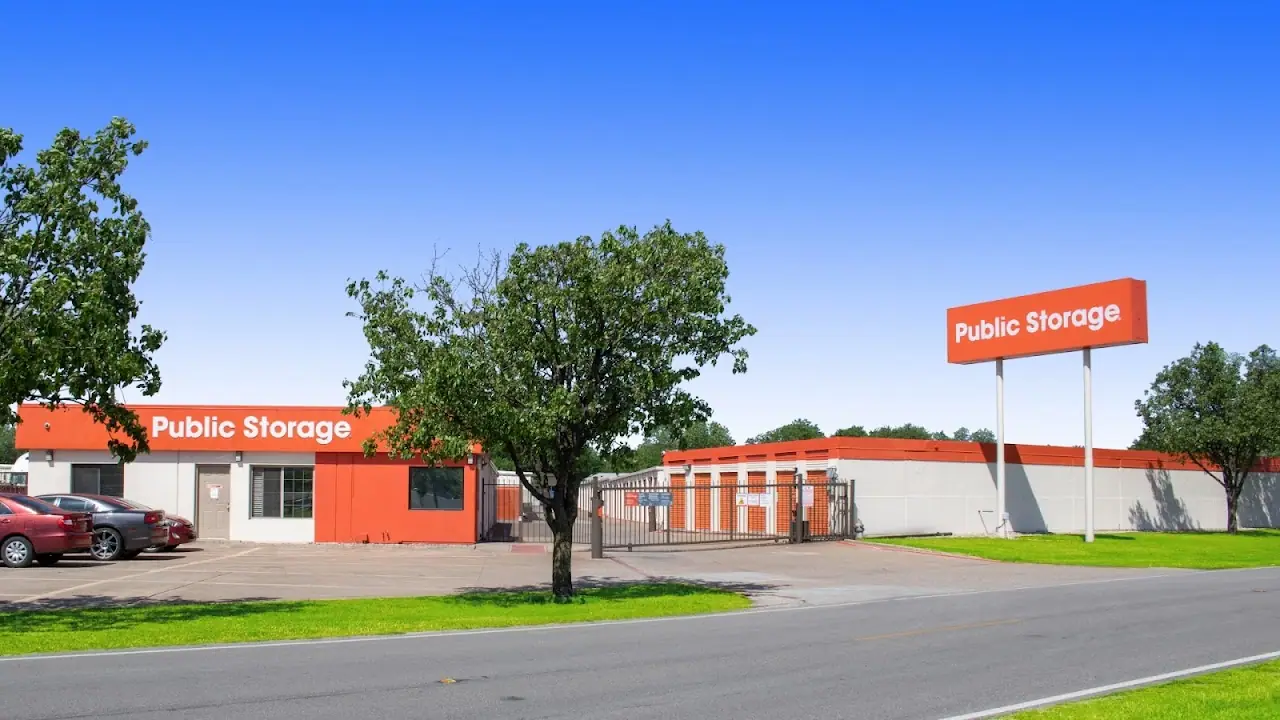 Public Storage, RV storage in Irving