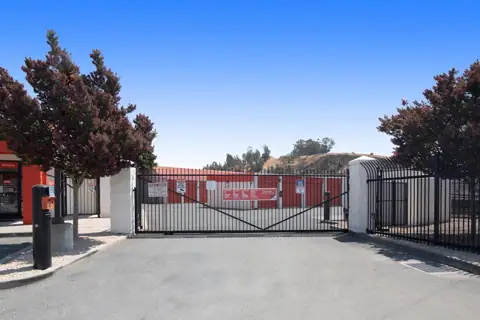 Public Storage photo 2