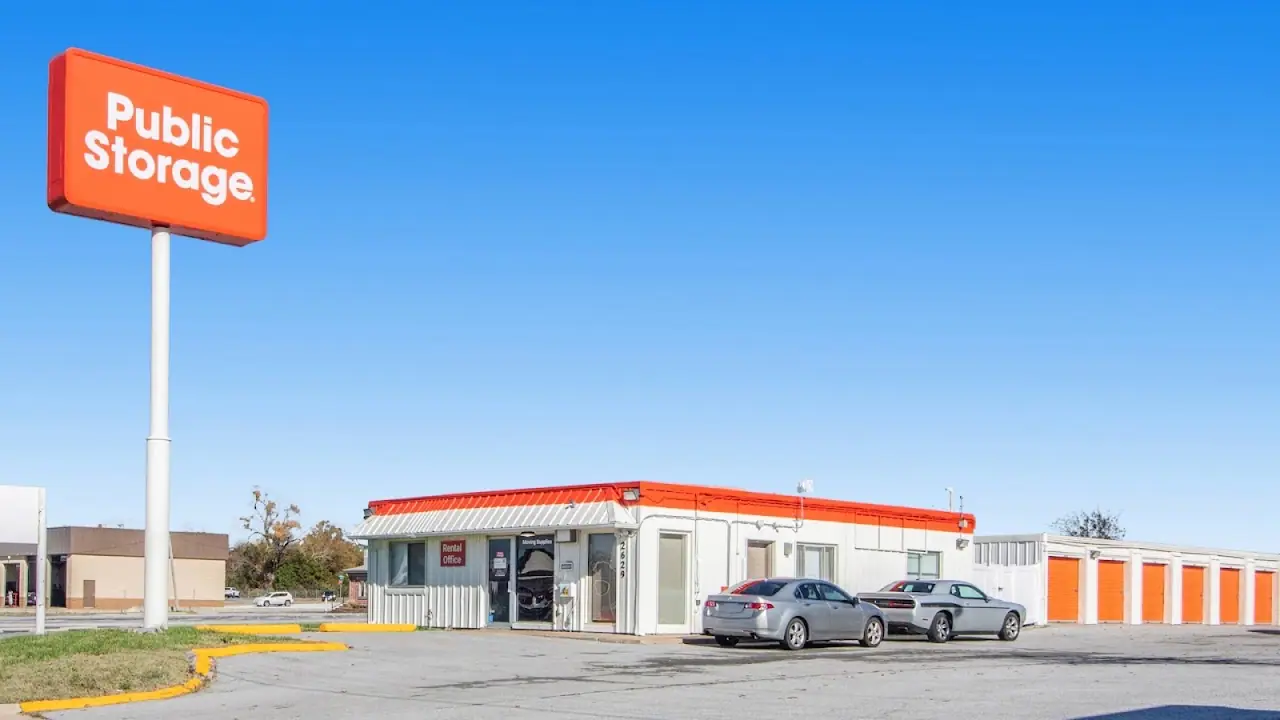 Public Storage, RV storage in Joplin