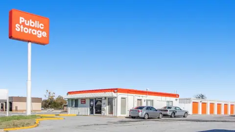 Public Storage photo 2
